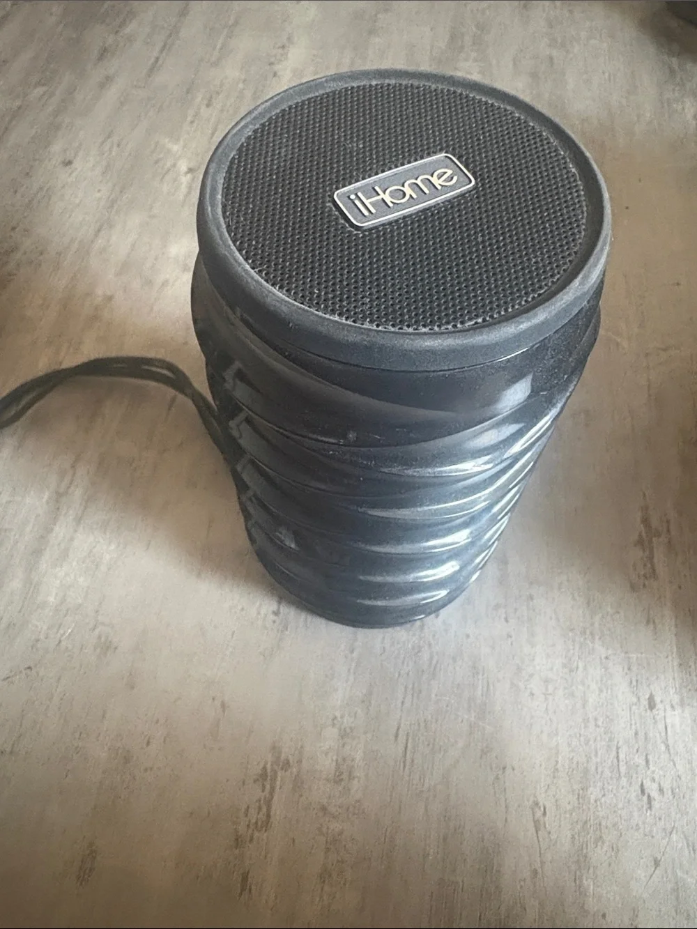 iHome portable bluetooth